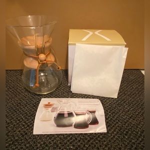 Chemex Pour Over Coffee 6 Cup Pot and Filters